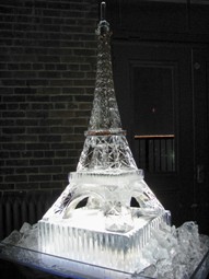 eiffel tower sculpture